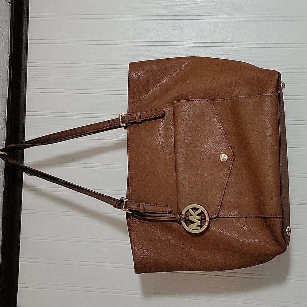 Michael Kors leather bag